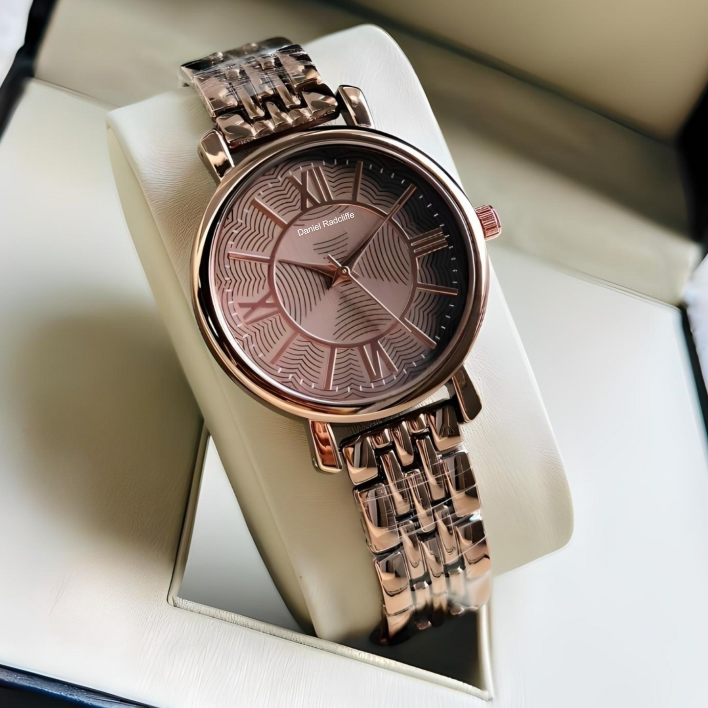 Round Brown Analog Watch - For Women DRW002